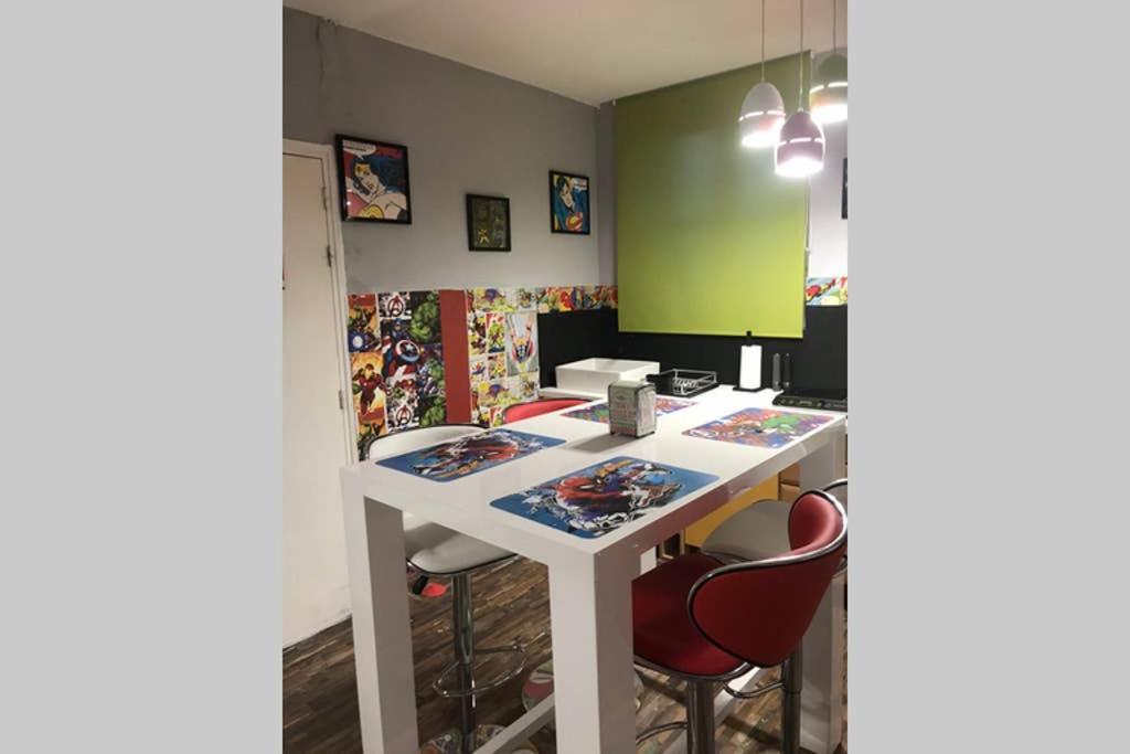 Appartement Style Pop Art Avec Garage Centre Historique ベジエ エクステリア 写真