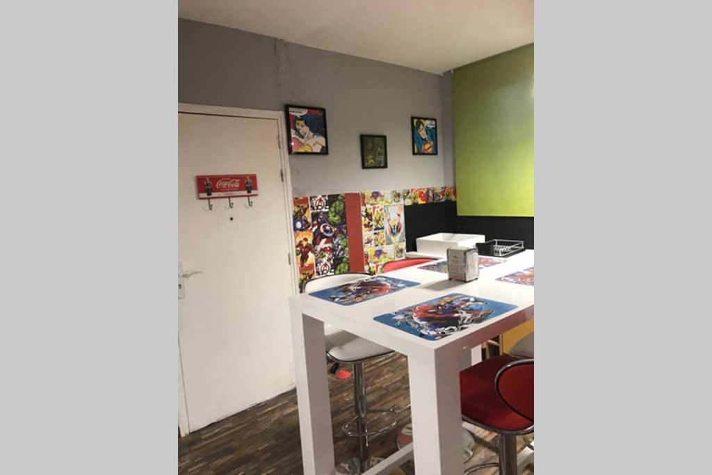 Appartement Style Pop Art Avec Garage Centre Historique ベジエ エクステリア 写真