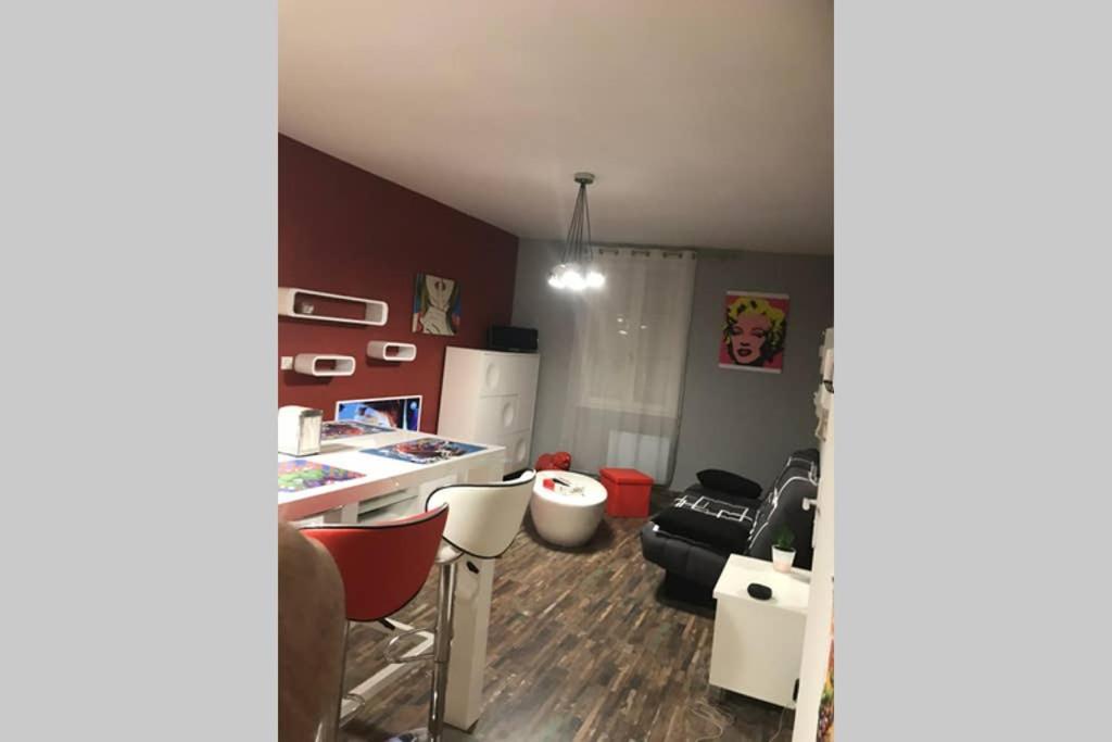 Appartement Style Pop Art Avec Garage Centre Historique ベジエ エクステリア 写真